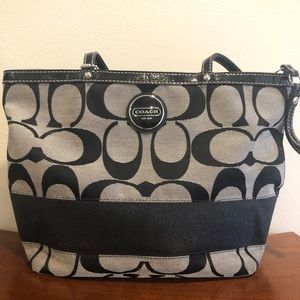 Signature Coach Sateen Shoulder Tote Bag
